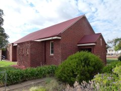 narembeen-catholic-church-1-april-2015